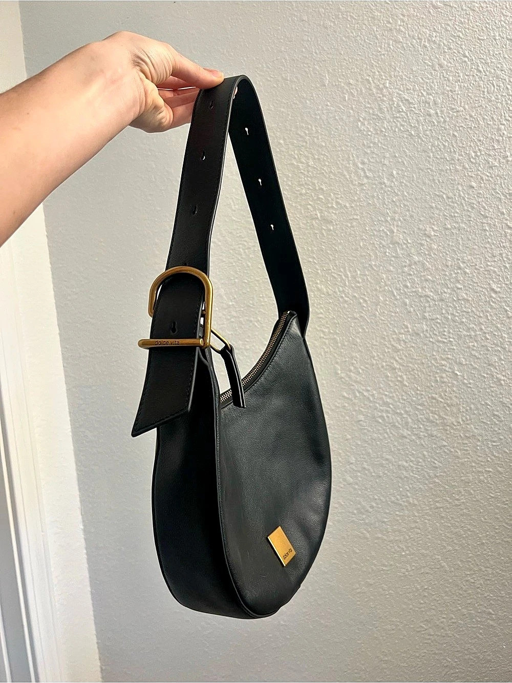 Dolce Vita Alice Shoulder Bag Black Leather - Picture 3 of 11